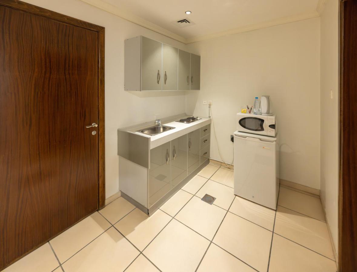Tanal Serviced Apartments อัลโคห์บาร์ ภายนอก รูปภาพ